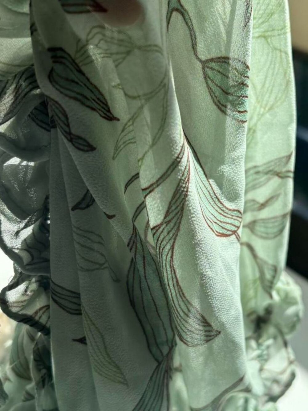 🌿 Sage Green Floral Off-The-Shoulder Blouse 🌿 - Picture 2 of 4
